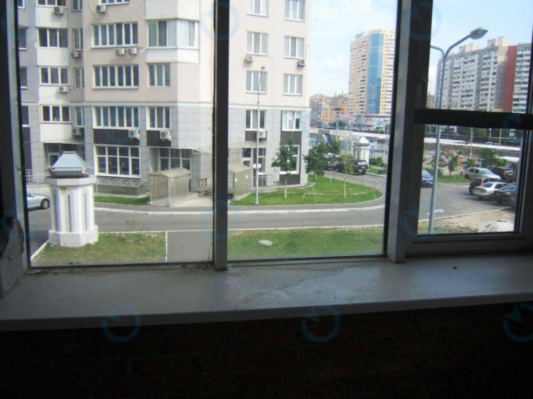 Продаж офісу 149 м.кв 2 поверх Срібнокільська, 3б - фото 3