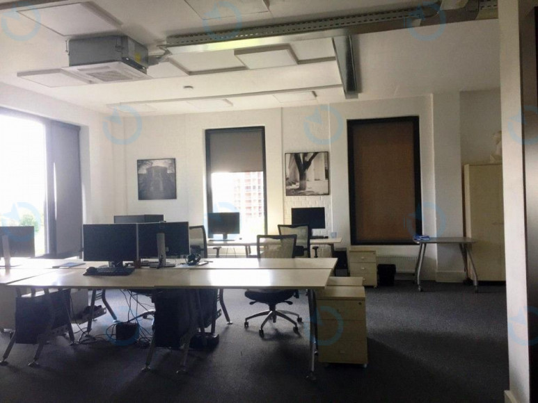 Оренда офісу 300 м.кв 3 поверх Редутна, 32