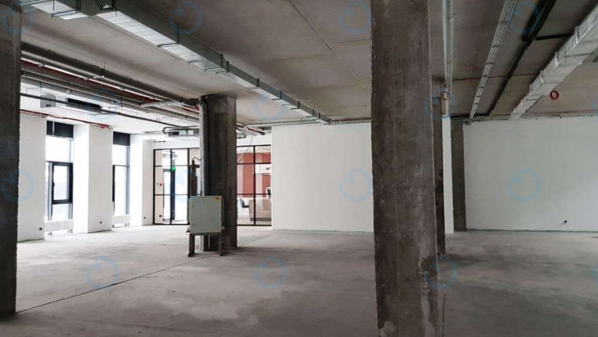 Оренда офісу 207 м.кв 1 поверх Форум City Garden