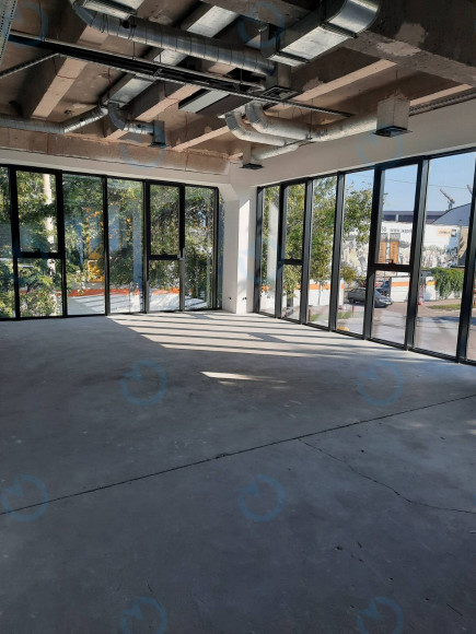 Оренда офісу 372 м.кв 2 поверх Форум City Garden