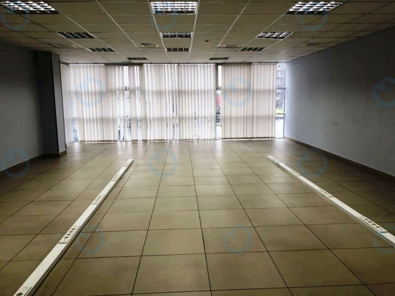 Оренда офісу 473 м.кв 2 поверх Кристал - фото 4