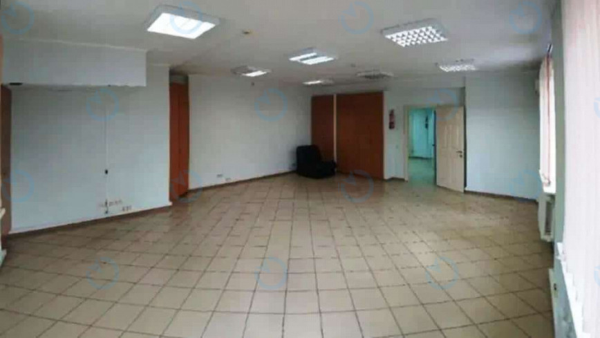 Оренда офісу 102 м.кв 2 поверх Микільсько-Слобідська, 2