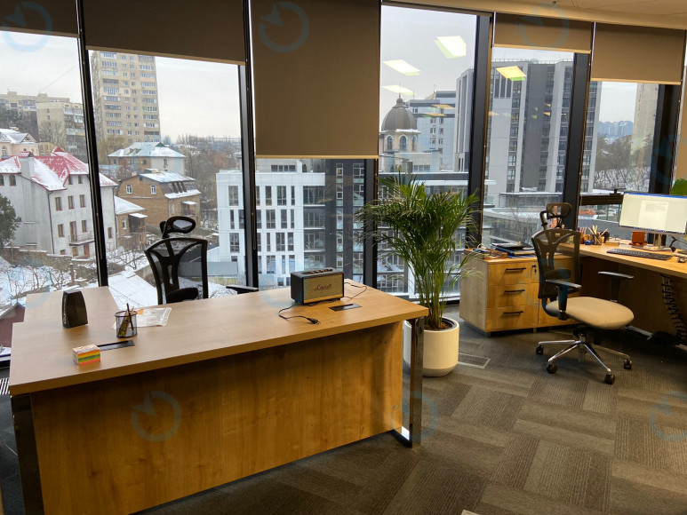 Оренда офісу 207 м.кв 1 поверх IQ Business Center