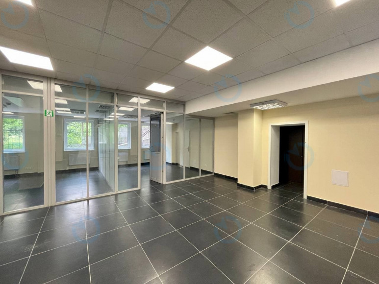 Оренда офісу 262 м.кв 1 поверх Старонаводницька, 29