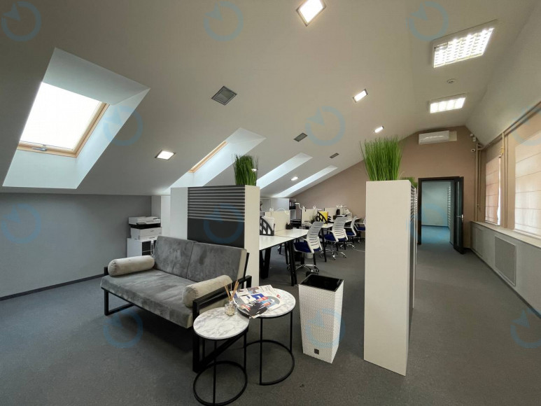 Оренда офісу 102 м.кв 2 поверх Ігорівська 1/8