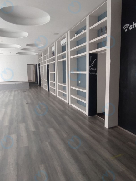 Оренда офісу 331 м.кв 0-1 поверх Льва Толстого, 3