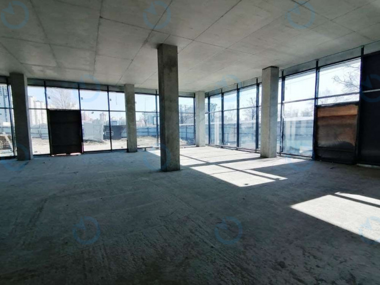 Продаж офісу 300 м.кв 3 поверх Дніпровська набережна, 17Е - фото 2