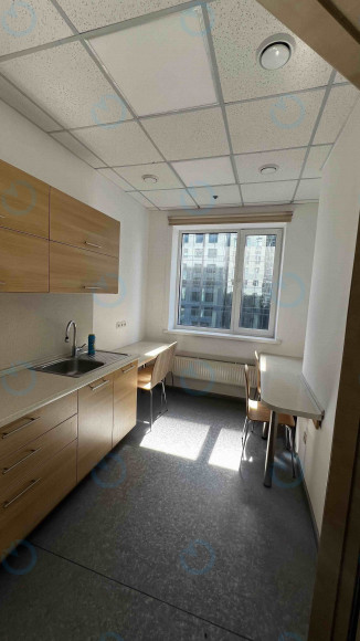 Оренда офісу 120 м.кв 5 поверх Фізкультури, 28