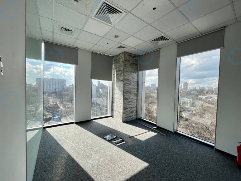 Оренда офісу 1027 м.кв 12 поверх Horizon Park-2