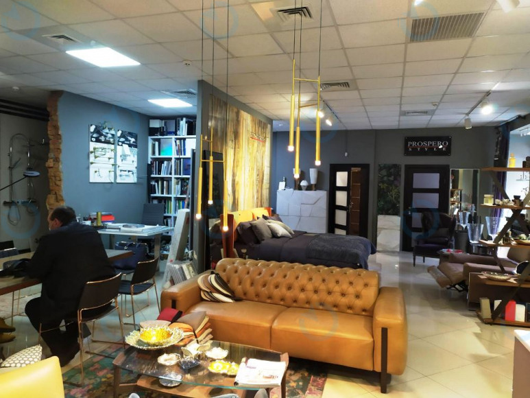 Оренда офісу 217 м.кв 1 поверх Кузнецький