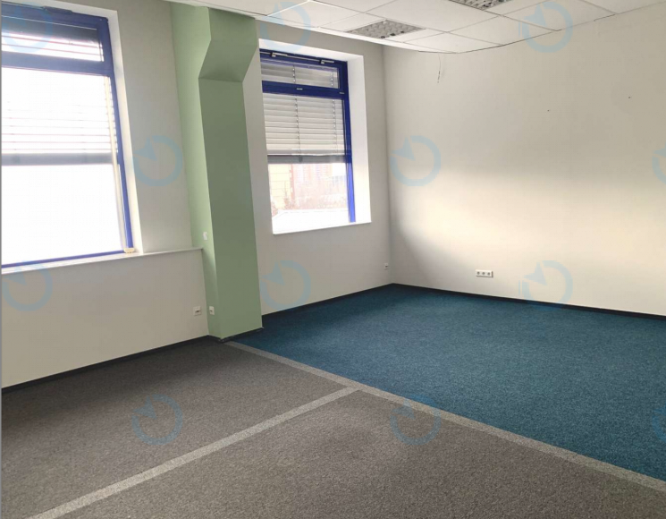 Оренда офісу 429 м.кв 3 поверх Лейпцизька 15 (I черга)