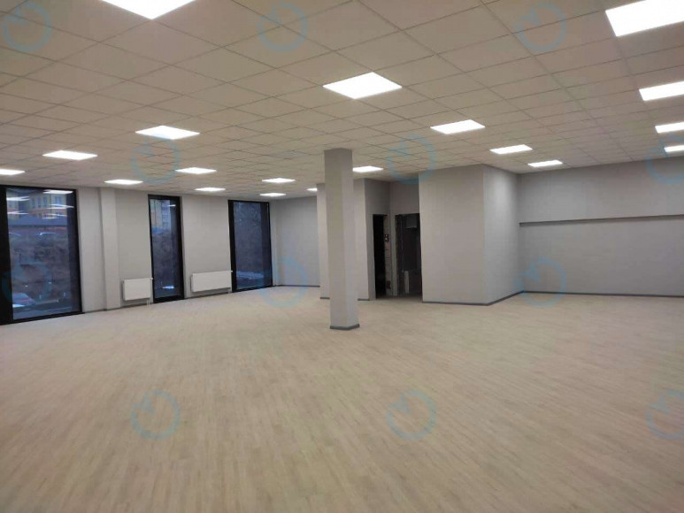 Оренда офісу 208 м.кв 2 поверх PRO100 Garden House