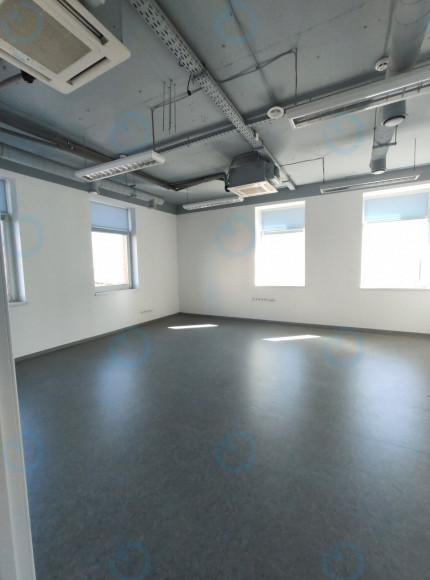 Оренда офісу 58 м.кв 2 поверх DemievSky