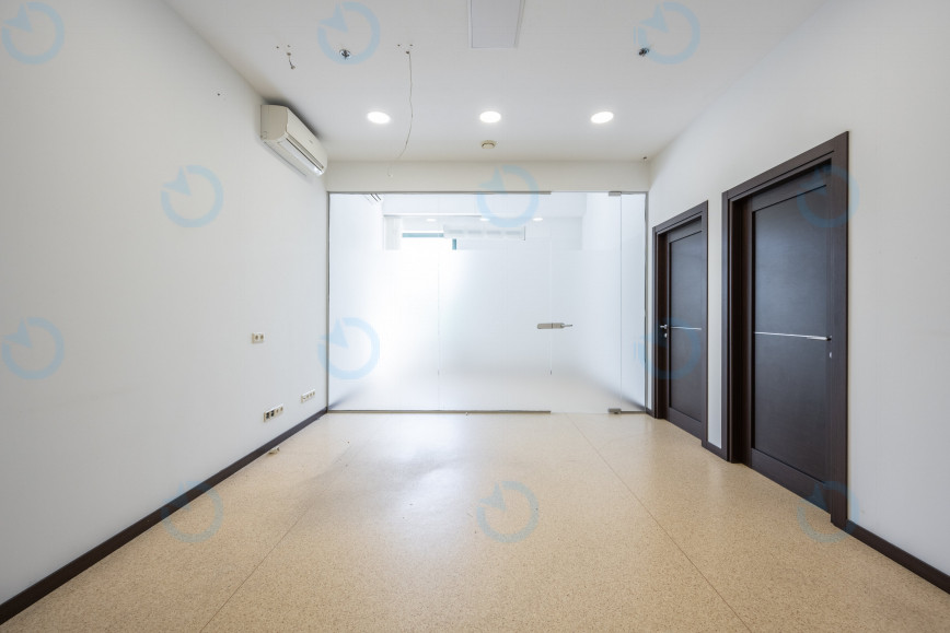 Оренда офісу 720 м.кв 2 поверх Бандери, 26 - фото 3