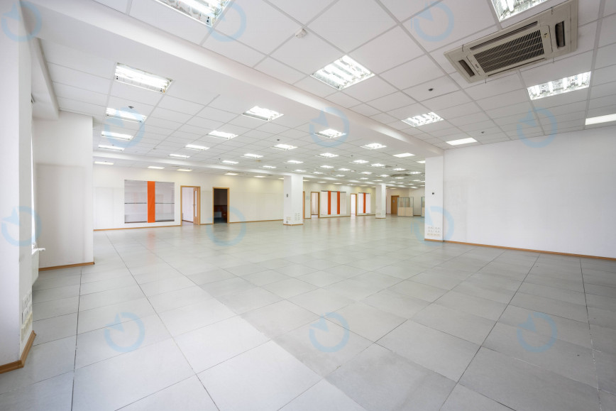 Оренда офісу 840 м.кв 3 поверх Бандери, 26 - фото 2