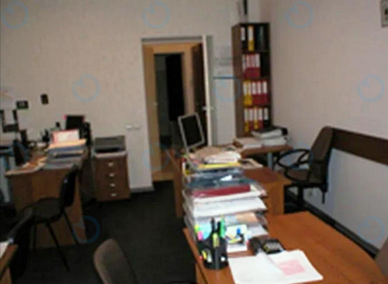 Продаж офісу 65 м.кв 1 поверх Шота Руставелі, 31Б
