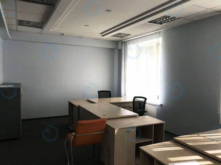 Оренда офісу 450 м.кв 1 поверх Дружби Народів, 17/5 - фото 3