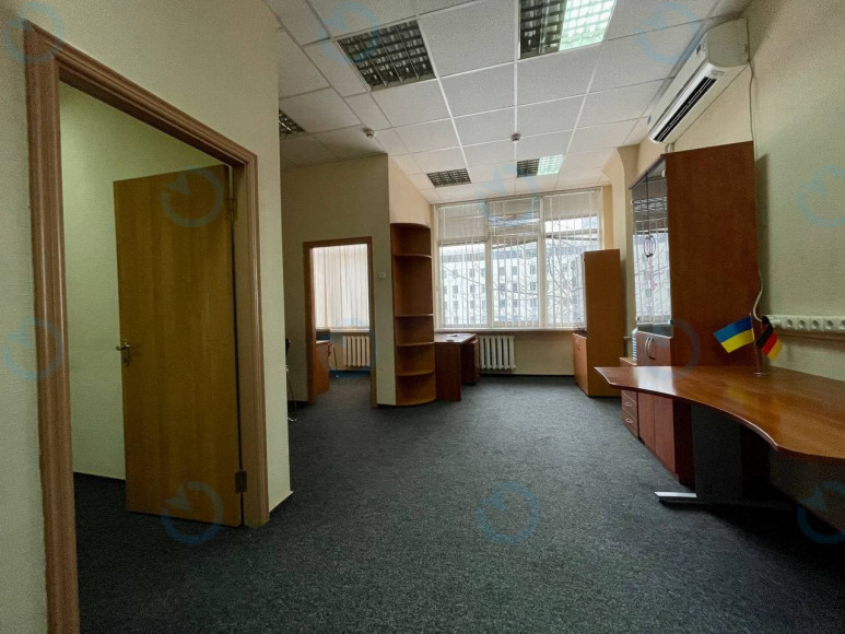 Оренда офісу 40 м.кв 2 поверх Інститут Паперу