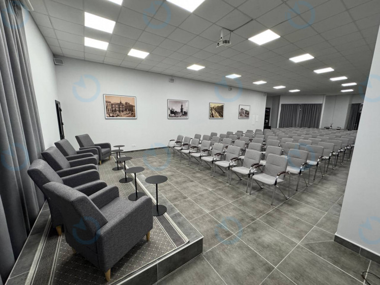 Podil Plaza & Rezidence